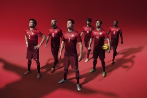 开云体育官网下载安装-十人热刺4-0哥本哈根 范德芬全场奔袭一条龙，热刺一哥是谁