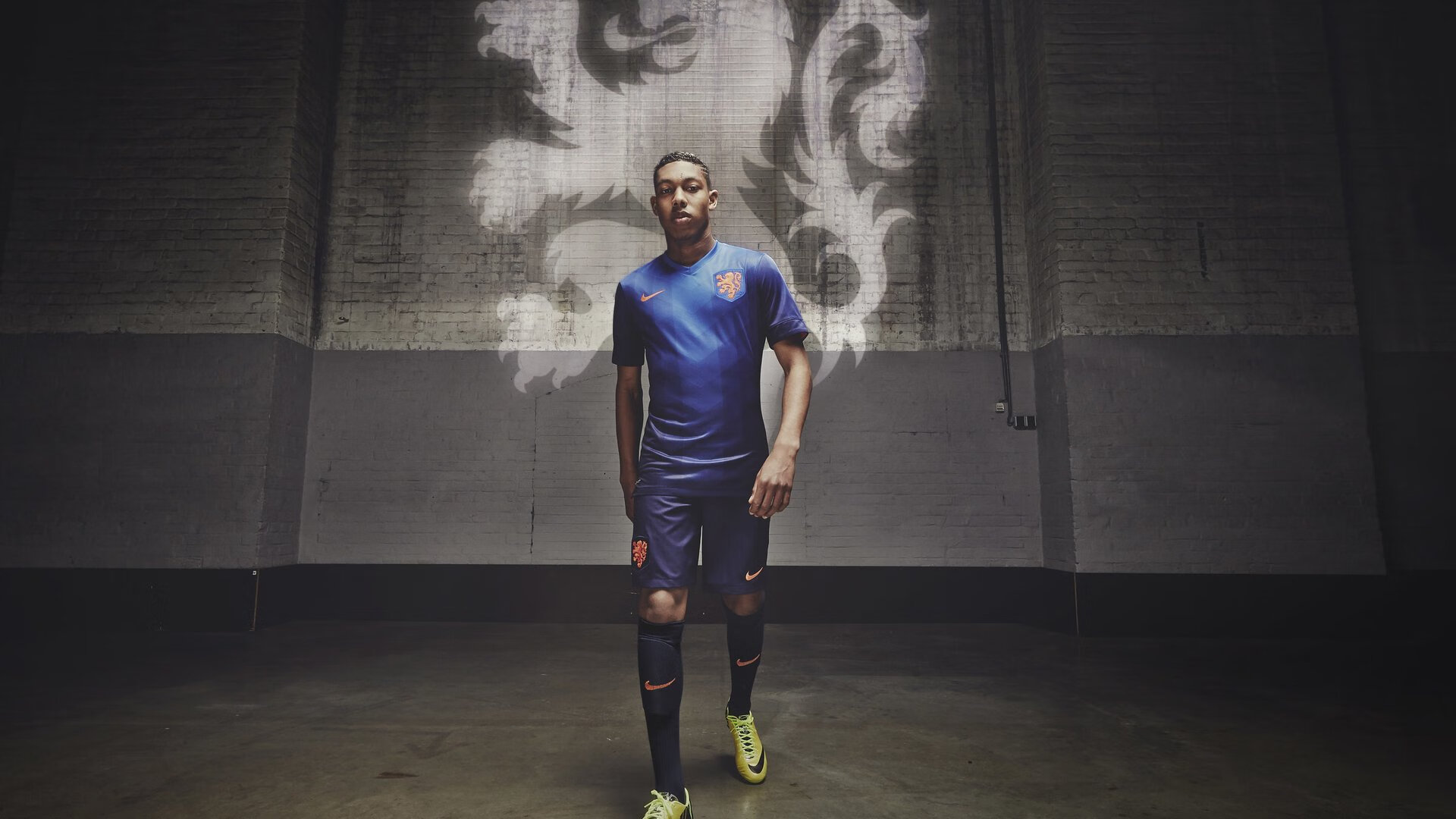 《CS_GO》官方发布最新战术手册，助力新手快速成长，cs战术术语